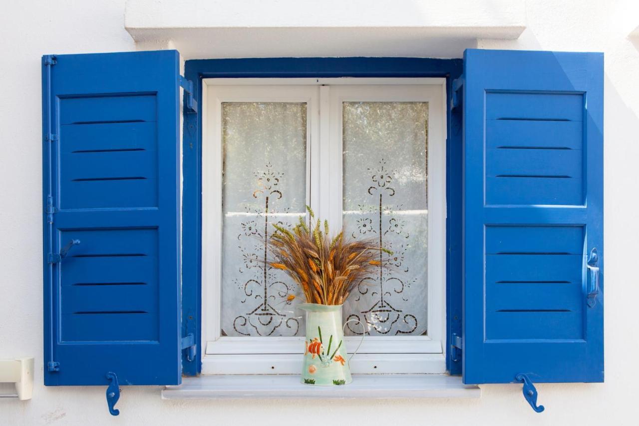 Mata'S Apartments Tinos Exterior photo