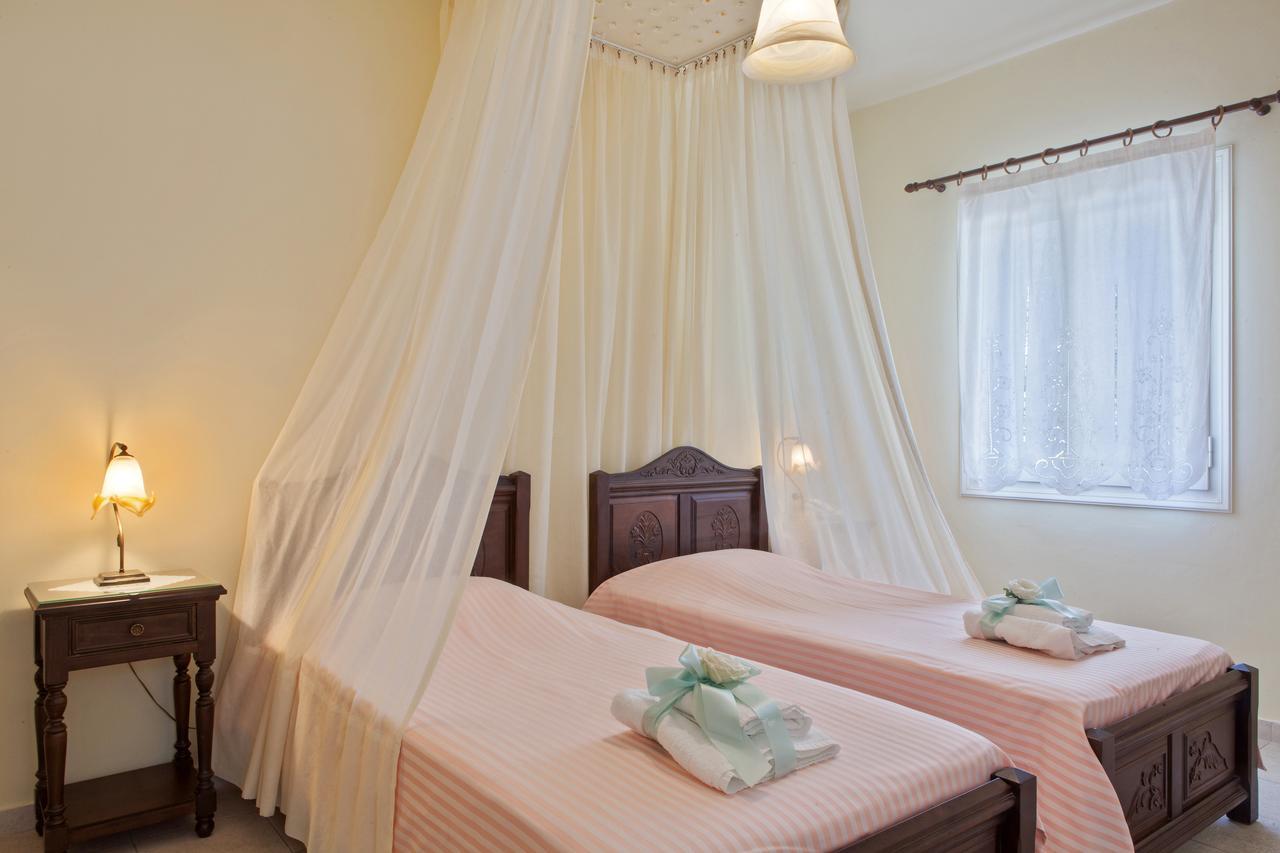 Mata'S Apartments Tinos Exterior photo