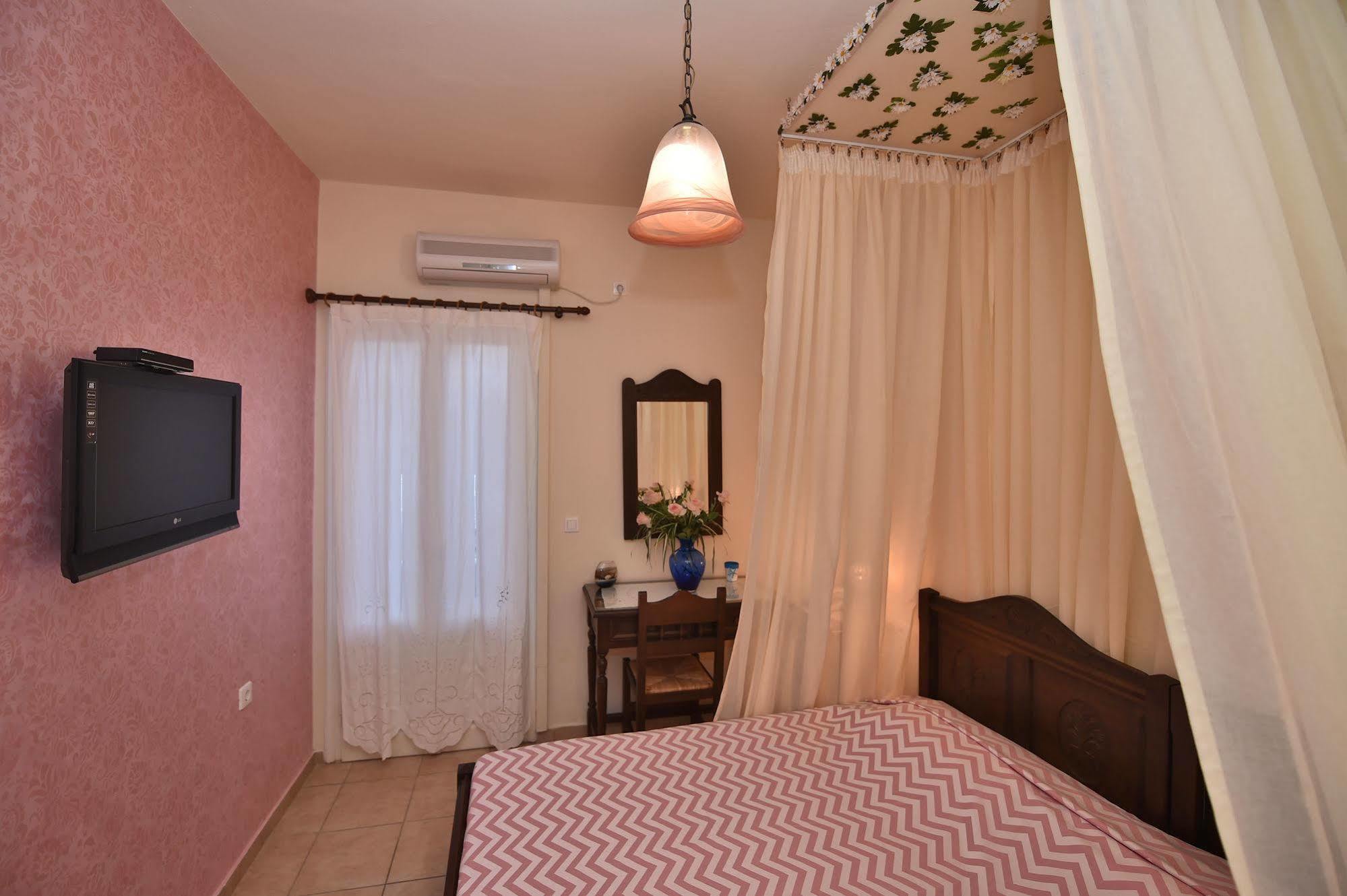 Mata'S Apartments Tinos Exterior photo